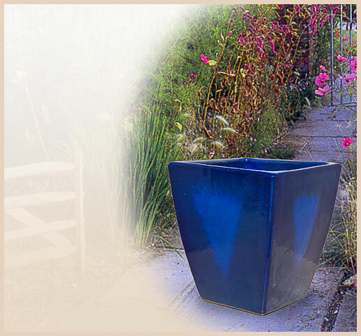 Klythia - Azur - Blumenkübel für den Garten