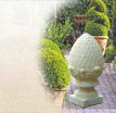 Gartenfigur Lugiria: Klassischer Pinienzapfen