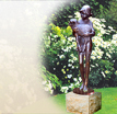 Bronzefigur Fidelia: Kleines Mï¿½dchen - Statuen aus Bronze