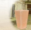 Moderne Pflanzkübel Terra Toscana: Moderne Terracottat�pfe